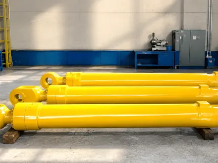 Rebuilt hydraulic cylinders